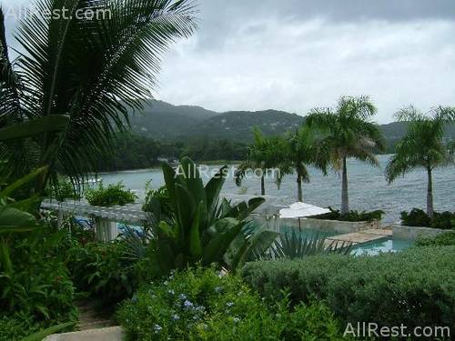 Round Hill Hotel & Villas 106